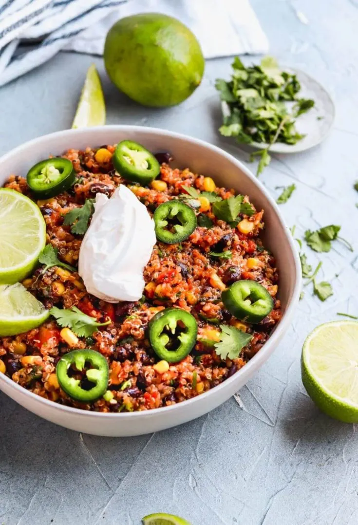 A delicious helping of the healthy Mexican quinoa bowl recip.