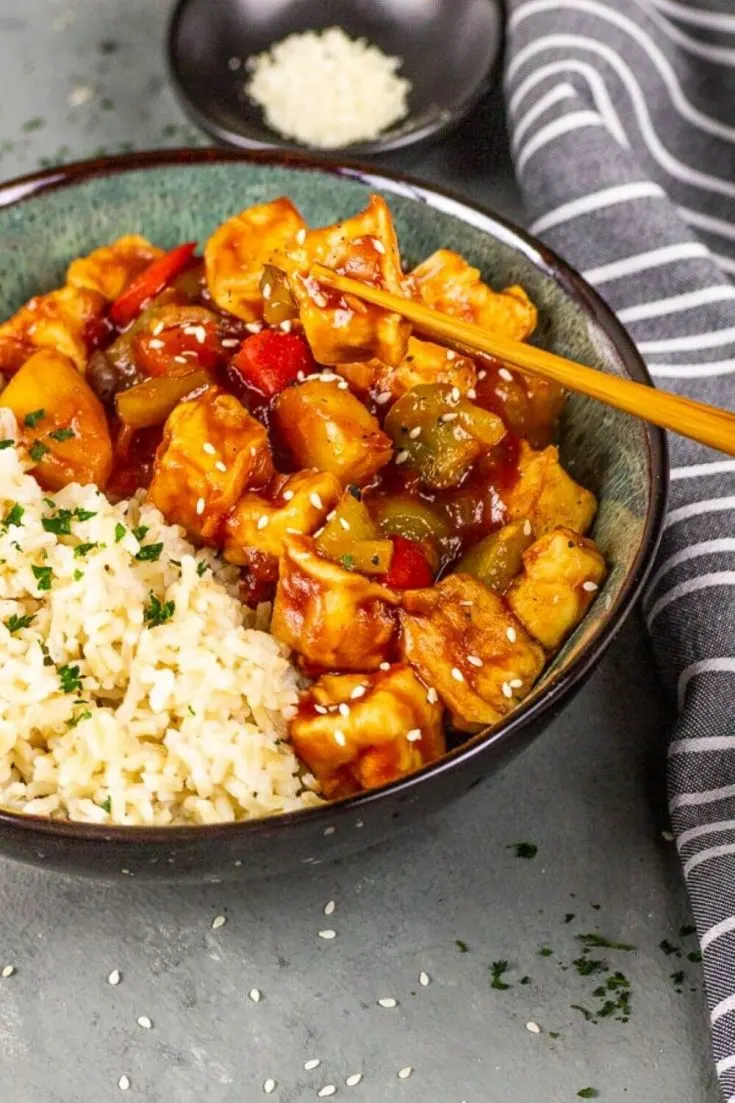 Make homemade Chinese and Asian takeout with these amazing and healthy Asian tofu recipes! These are all vegetarian and vegan recipes. Many of them are super easy and include noodles, fried rice, dumplings, takeout Chinese food copycats, spicy dishes, and more. Get your fill of crispy baked tofu, or spongy fried tofu. Here are 23 flavorful and delicious Asian tofu recipes!